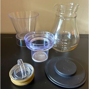 Cold brew maker, ice drip